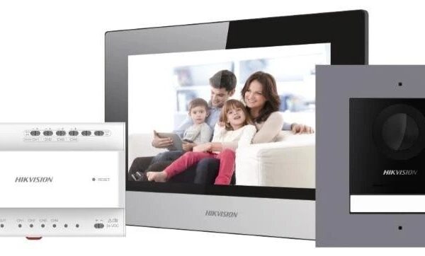Hikvision Two-Wire IP Video Intercom Bundle (DS-KIS702Y-P)